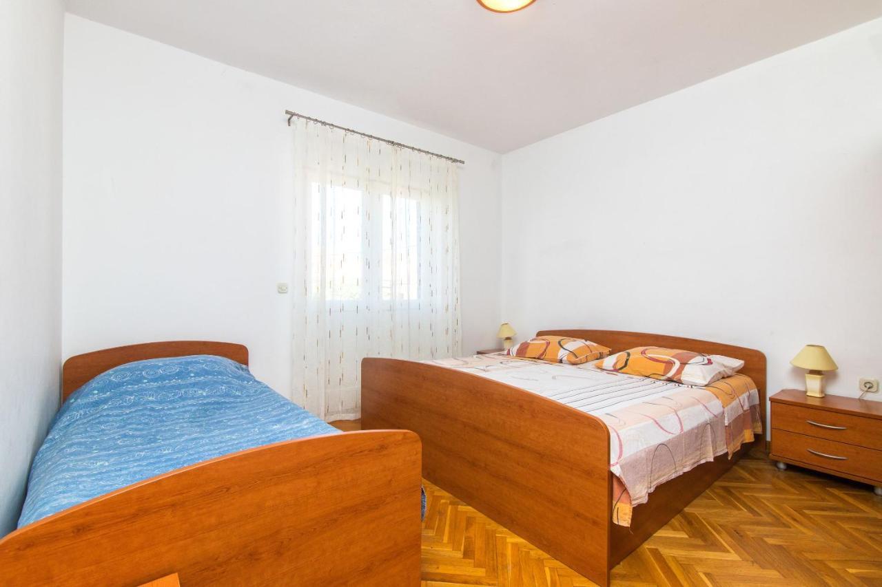 Apartment Jerka Supetar Ngoại thất bức ảnh