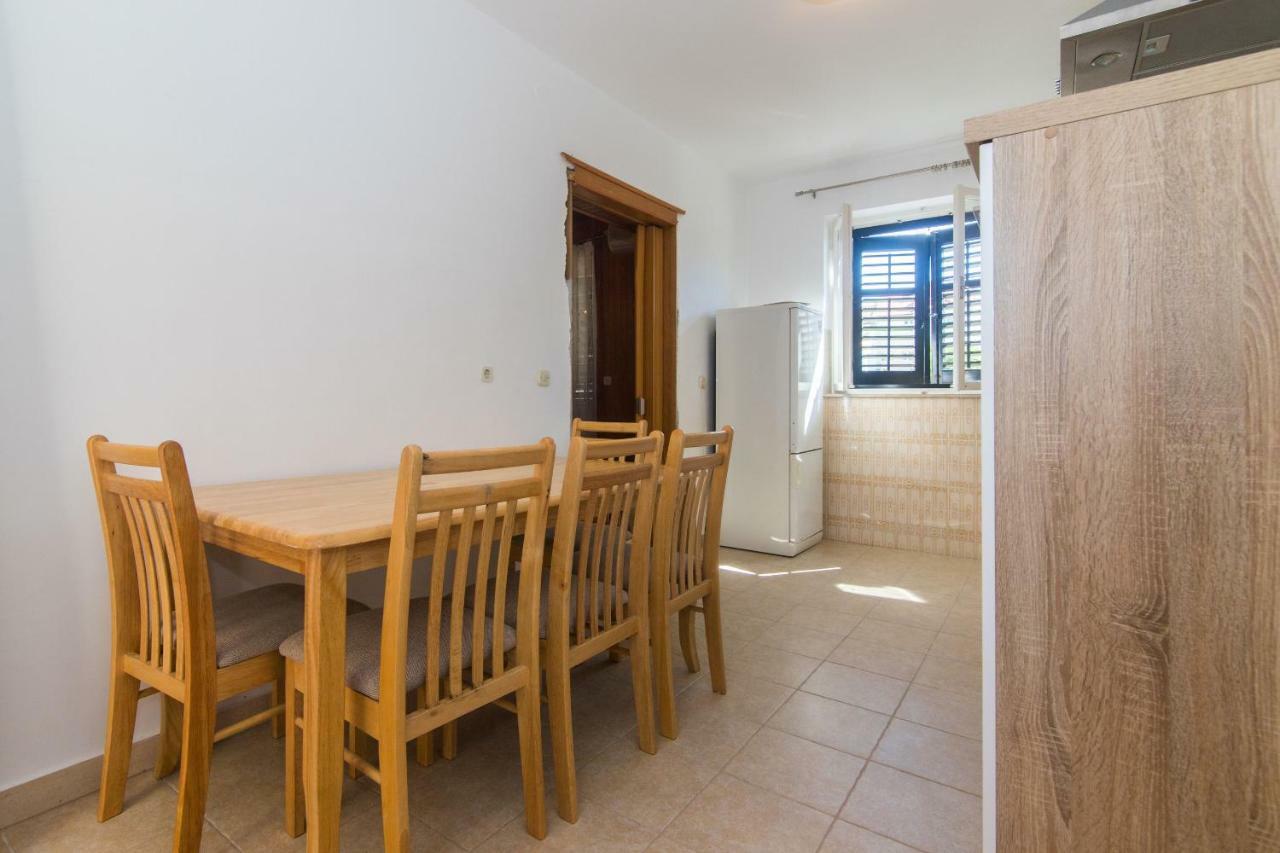Apartment Jerka Supetar Ngoại thất bức ảnh