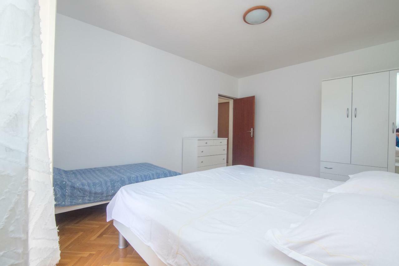 Apartment Jerka Supetar Ngoại thất bức ảnh